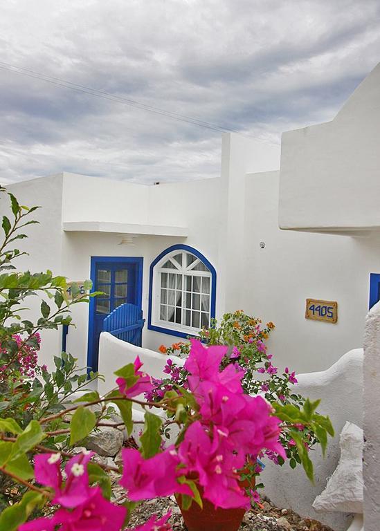 Vitalis Villas Ilocos Esterno foto