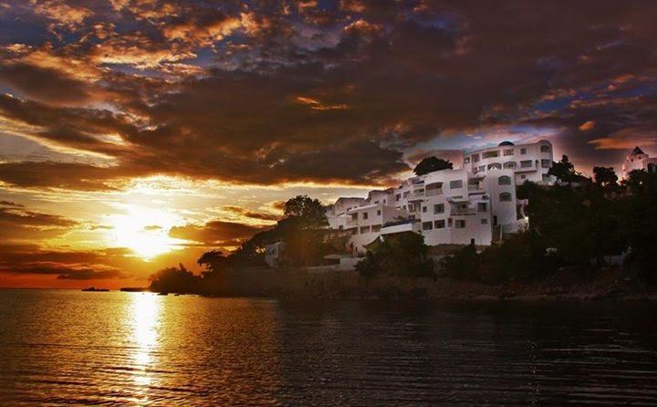 Vitalis Villas Ilocos Esterno foto