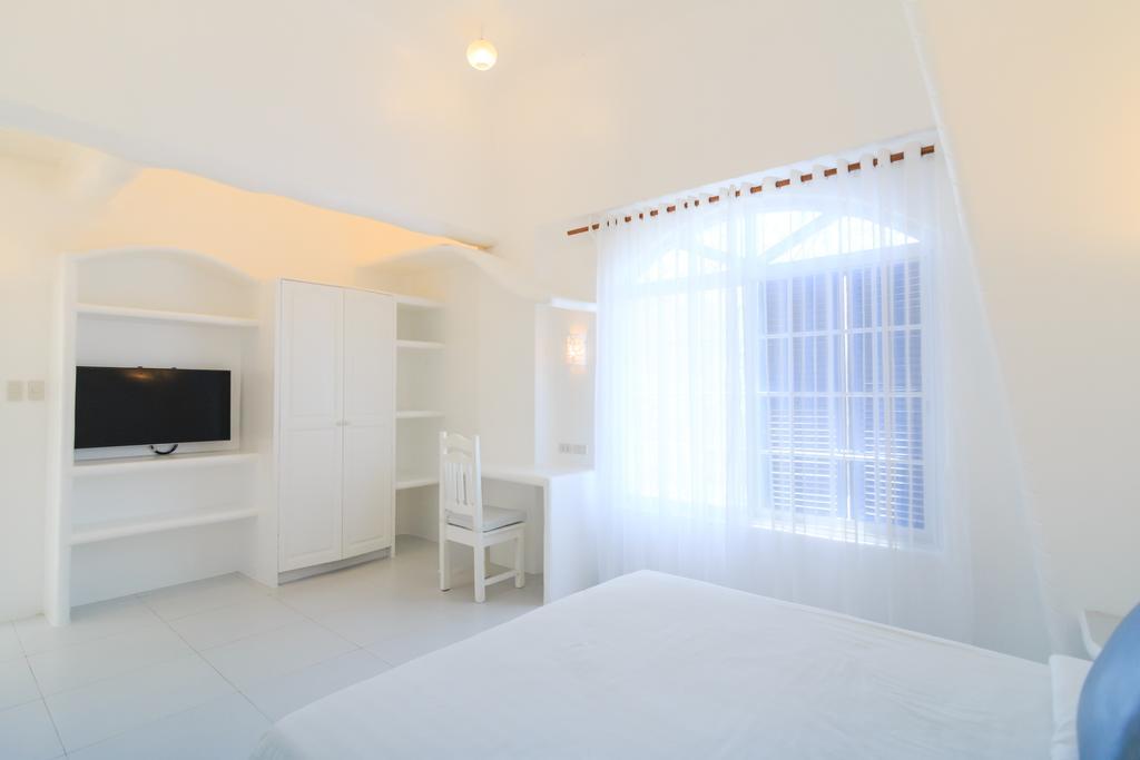 Vitalis Villas Ilocos Esterno foto